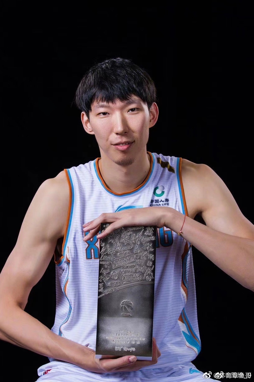 穆古鲁扎在TES比赛中大比分获胜，刷新纪录引发热议！引发球迷热议的简单介绍-九游娱乐